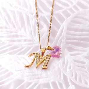 Collar Dorado Dije Letra Inicial M con Cristal Corazón Rosa